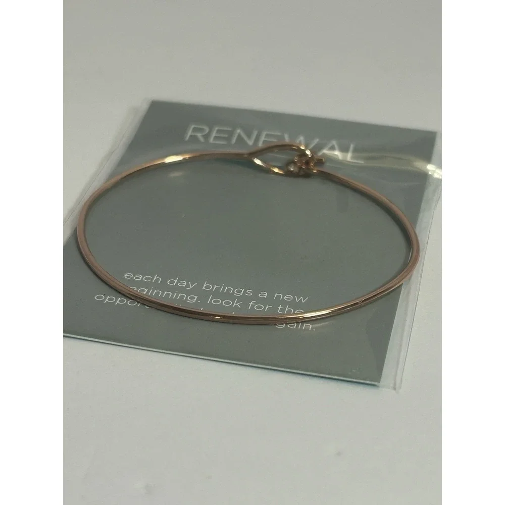 New in Package Origami Owl‎ Core Renewal Rose Gold Tear Drop Bangle Bracelet